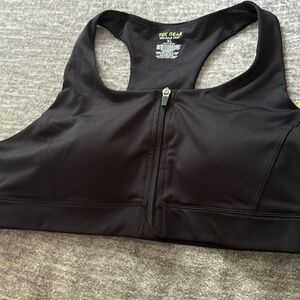 Zip up workout bra ✨New never worn 🌸bundle with other items and save!!